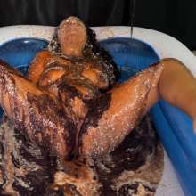 RevSlymsford: Saoirse Hgd Wanks To Climax In Disgusting Savoury Slops