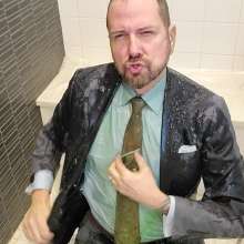 zave66: Self Gunge With Green Slime in Suit and Tie (part 1)