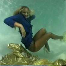 wamtec: Underwater Dresses and Pantyhose