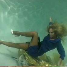wamtec: Underwater Dresses and Pantyhose