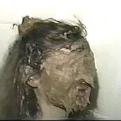 ruhg123: My favorite WAM, decorated faces, laying down WAM
