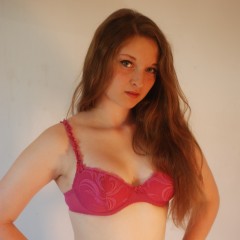 gungeychris: Meg's Underwear Photoshoot with a foody twist!