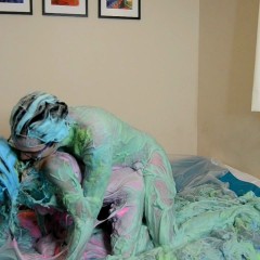 jilly: Bed Fulla F'Mallow w/ my boyfriend ^_^ xxx