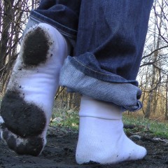 ufa217: Tanya walking without shoes in white dirty socks in the park.