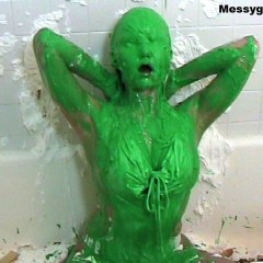 Messygirl: More classics added to Messygirl's Video Vault