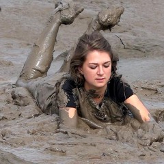 LisaMoomin: Georgina Muddy!