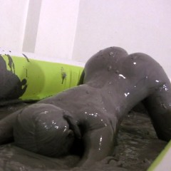 Messygirl: Pics from 2 New Messygirl Downloads
