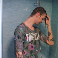 wetlookercom: 2 New guys on