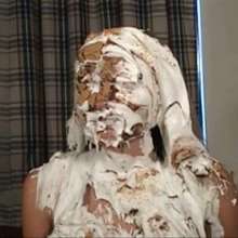 Anglefan.com: Pied in bed!
