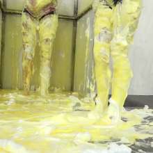 MostWam: Shaving Foam Pie Buzzers Emily,anna,sky,lila