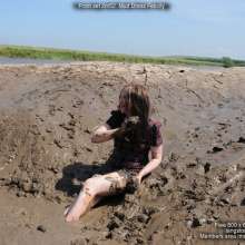 DungeonMasterOne: Langstonedale: Three Girl Mud Party with video trailer!