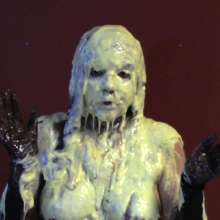 Messygirl: Mrs. Bee Gets a Batter Swirly