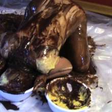Messygirl: Mrs. Bee Gets a Batter Swirly