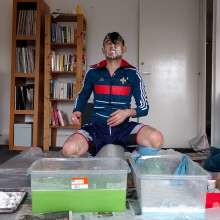 IKeepMineHidden: Roger Plays Feet Or Face With Slime and Shaving Foam
