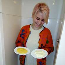 D-Pies: Amateur messy session with WAM virgin Bambi