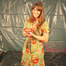 WSMProductions: Dee becomes a messy chocolaty delight as she tests--wsm