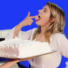 PieZone: Epic Cake Fight Scene w/Julianne and Hannah in Bras and Pantyhose!
