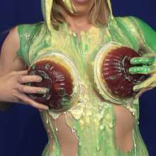 MissT: Food As Clothes?