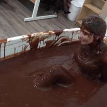 MostWam: Chocolate Bath Training Danielle