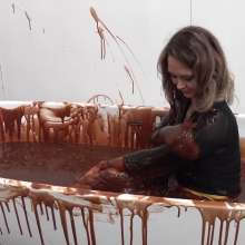 MostWam: Chocolate Bath Training Amy And Jem