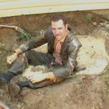 zave66: Playin in mud in suit n tie
