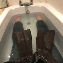 wetmart2240: Floating Boots in the Bath