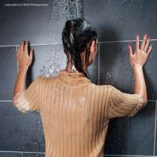 WAM Photography: WAM Photography--Jasmin takes a bath