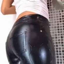 lofw: Tight and wet leatherpants