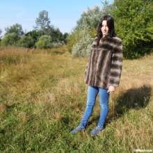 Perfectwetlook: Fur Coat in the Lake