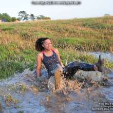 DungeonMasterOne: Friday and Daphne: An evening's mudplay on the banks of the River Severn!