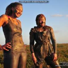 DungeonMasterOne: Friday and Daphne: An evening's mudplay on the banks of the River Severn!