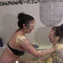 AleshaKing: Alexa King and Lyndsey Playing with Custard in the Bath
