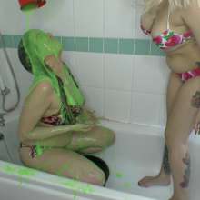 TheGungeZone: Bad Dolly and Miss C's Messy Gunge Bath