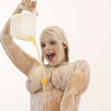 GirlsGetGunged: 