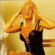wannapienaked: How about a Pre-2001 picture thread!