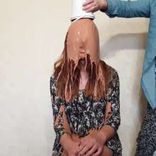 Top Messy Girls: Girl Gets Chocolate Hair
