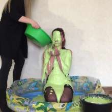 Top Messy Girls: Girl Gets Two Big Buckets Slima