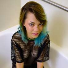 messyhot: Jade Gets Her First Total Gunge Experience