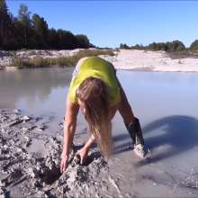 RevSlymsford: More Muddy Welly Fun In Tight Yellow Top + Daisy Dukes