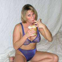 Plonk: Pix, pix and more pix.