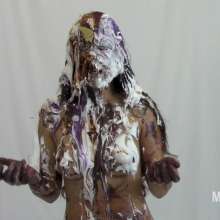Messygirl: The Pissed Off Glamour Model