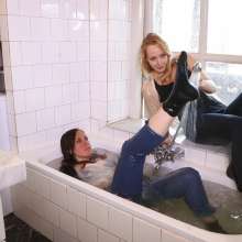 eileenvogel: W324 Eileen and Leila relaxing in the bath in cardigans