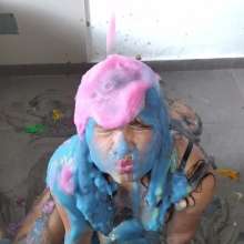Nataly Loveu: Balloons and Slimes in My Room