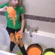 TheGungeZone: Chloe's Messy Gunge Tease