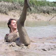 FOXY: A wonderful mud video