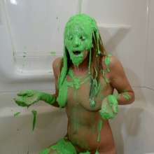 Jayce: Jayce's Nude Colorful Lotion Slime Bath!
