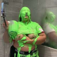 TheGungeZone: Kellie's Messy Football Forfeit