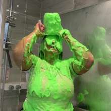 TheGungeZone: Kellie's Messy Football Forfeit