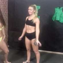 TheGungeZone: Messy Wrestling: Siren Vs Lexi