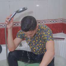 Wet Live Team: Relax Shower and Ruslan in Socks with the Inscription 18+